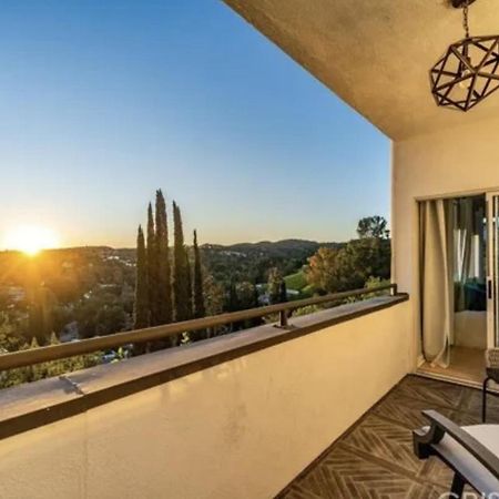 Amazing Hillside Estate Brand New Everything! Los Angeles Exterior photo